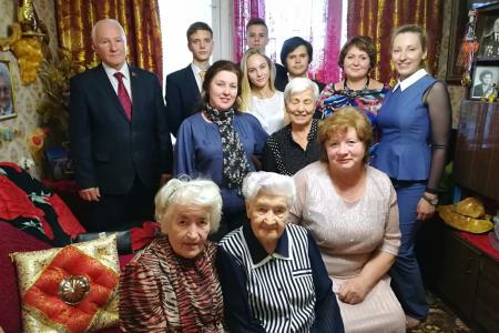 Московская область. Пионеры Подольска сходили в гости к ветерану войны