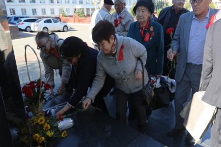 В Калмыкии коммунисты провели ряд мероприятий, посвященных юбилею Комсомола