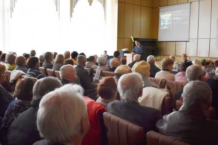 В Туле состоялось торжественное собрание в честь 100-летия комсомола