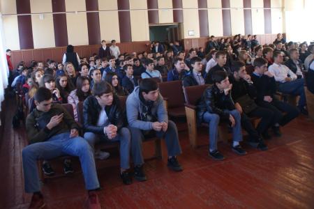 В столице Карачаево-Черкесии состоялся II республиканский турнир по вольной борьбе в рамках проекта «Наследие победителей»