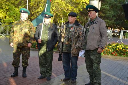 В Калуге прошел митинг в память о защитниках Советской Конституции
