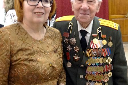 В Курске состоялось торжественное собрание комсомольцев всех поколений