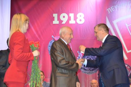 В Ростове-на-Дону прошли торжественное собрание и праздничный концерт, посвященные 100-летию Ленинского Комсомола.