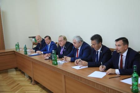 Казбек Тайсаев принял участие в праздновании 25-летия Победы в Отечественной войне народа Абхазии