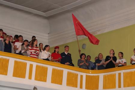 Республика Хакасия. 100 лет ВЛКСМ в Абакане: славный праздник с неприятным осадком