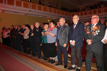 Республика Хакасия. 100 лет ВЛКСМ в Абакане: славный праздник с неприятным осадком