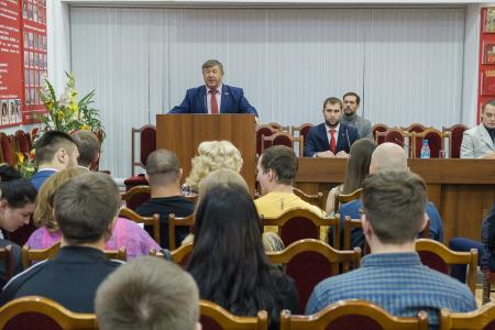 Новые горизонты красноярского Комсомола