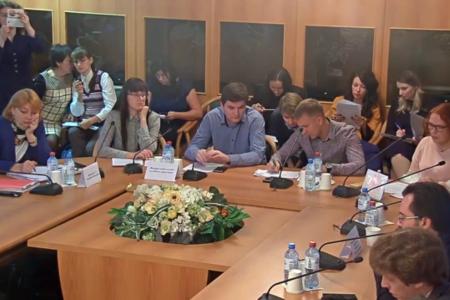 «Попали не от хорошей жизни». Обманутые дольщики вновь пришли в Госдуму за помощью