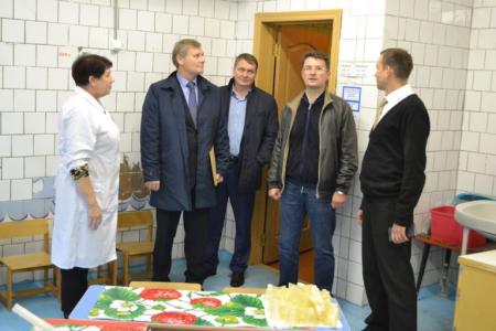 Депутат фракции КПРФ в Государственной Думе Владимир Блоцкий посетил с рабочим визитом Нижегородскую область