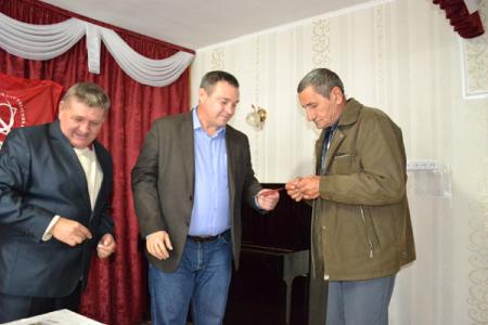 Республика Калмыкия. В селе Приютном прошли торжества, приуроченные к юбилею Ленинского Комсомола
