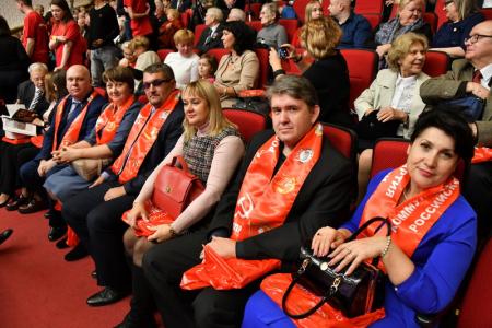 "Мы сильны нашей верною дружбой". В Москве прошел праздничный концерт, посвященный 100-летию Ленинского комсомола