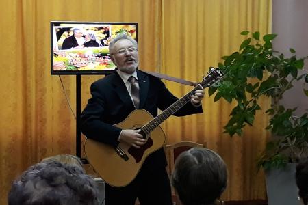 В Рязани депутаты-коммунисты выступили перед ветеранским активом