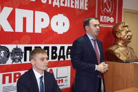 Республика Хакасия. Юрий Афонин и Валентин Коновалов встретились с жителями Черемушек и республиканским партактивом 