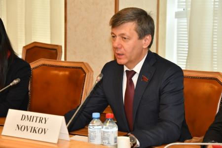 Г.А. Зюганов и Д.Г. Новиков провели встречу с представителями Компартии Вьетнама