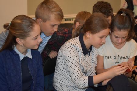 В Туле открылась выставка, посвященная 100-летию Ленинского комсомола