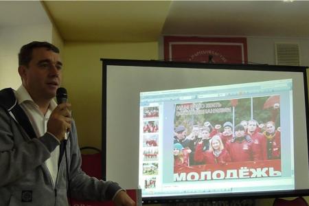 В Саратове прошло торжественное собрание в честь 100-летия ВЛКСМ