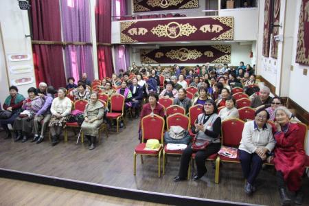 Тува. Депутаты КПРФ поздравили с трёхлетним юбилеем ансамбль «Хогжумчу»
