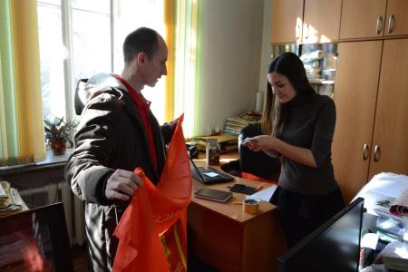 Алтайские комсомольцы сделали подарки краевому музею