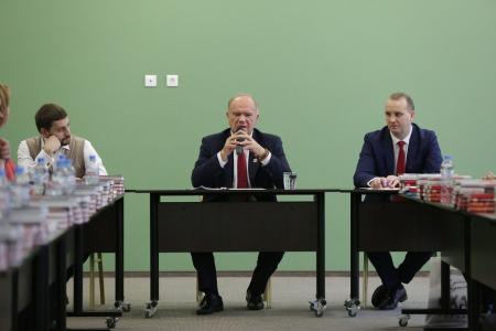 Лидер КПРФ Г.А. Зюганов встретился со слушателями Центра Политической учебы при Центральном Комитете партии