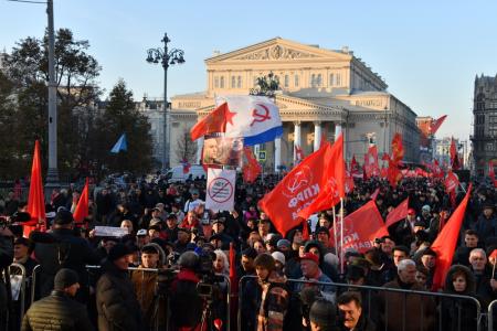 С нами Ленин и Сталин!