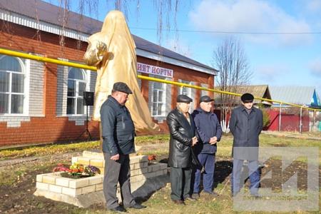 В Татарстане отремонтировали памятник Ленина