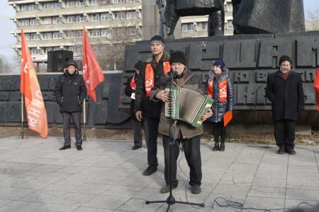 В столице Забайкалья коммунисты отметили День Великого Октября