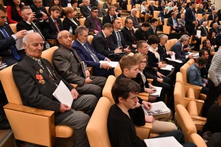 Коммунисты в Госдуме провели круглый стол о государственном стратегическом планировании
