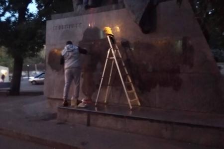 Украина. Комсомол Одессы на страже исторической правды