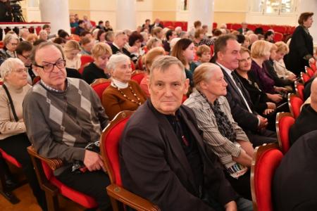 КПРФ и «Русский лад» провели литературно-музыкальный вечер, посвященный 200-летию со дня рождения И.С. Тургенева