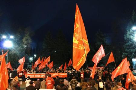 Годовщина Великого Октября в Саратовской области