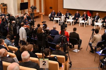 Коммунисты в Госдуме провели круглый стол о государственном стратегическом планировании