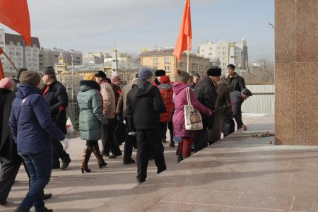 В столице Забайкалья коммунисты отметили День Великого Октября