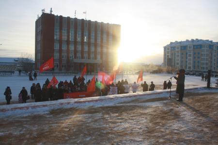 Ненецкий АО. В Нарьян-мире прошел митинг в честь 101-летия Октябрьской Революции