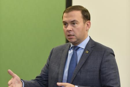 «Мы должны закрепить и развить осенний успех». Ю.В. Афонин выступил перед слушателями Центра политической учёбы