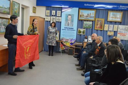 В Барнауле открылась художественная выставка "Красный Алтай: 1918-2018"