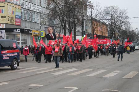 101-я годовщина Великого Октября в Пскове