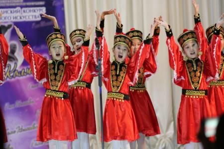 Коммунисты Калмыкии поддерживают молодые дарования