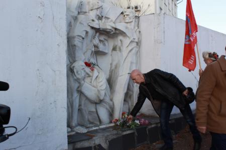 «На пути созидания». Иркутские коммунисты начали отсчёт второго столетия Великого Октября