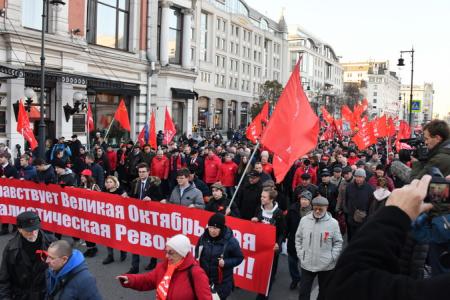 С нами Ленин и Сталин!