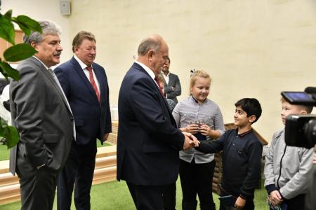 Г.А. Зюганов: Я уверен, что народные предприятия будут гордостью нашей державы