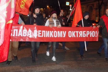 Сергей Гаврилов поздравил жителей Воронежской области с годовщиной Великой Октябрьской социалистической революции