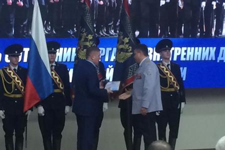 Первый секретарь Нижегородского обкома КПРФ Владислав Егоров поздравил сотрудников МВД с профессиональным праздником