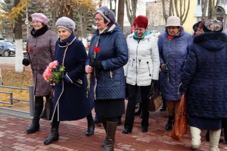 В городе Фурманов Ивановской области открыли вновь отреставрированный памятник В.И. Ленину