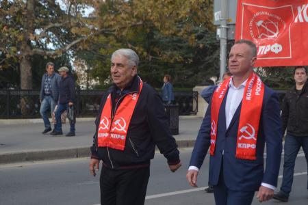 Севастопольские коммунисты отметили 101-ю годовщину Великого Октября