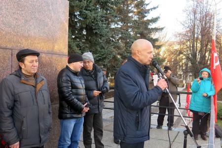 В Чувашии прошли митинги, посвящённые очередной годовщине Великого Октября