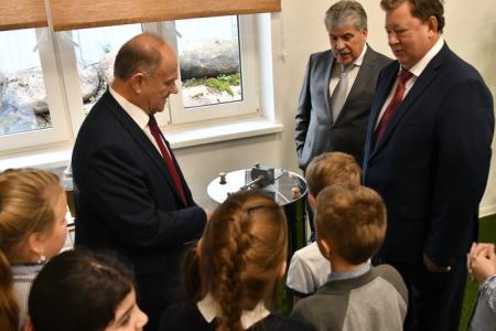 Г.А. Зюганов: Я уверен, что народные предприятия будут гордостью нашей державы