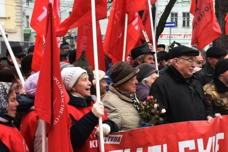 В Туле прошел митинг в честь 101-й годовщины Великого Октября