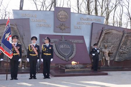 Северная Осетия. Казбек Тайсаев принял участие в торжественном открытии Мемориала солдатам правопорядка, погибшим при исполнении служебного долга