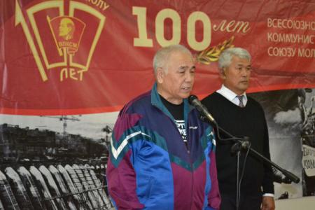 Республика Калмыкия. В Элисте состоялся Открытый турнир по армрестлингу, посвященный 100-летию Ленинского Комсомола