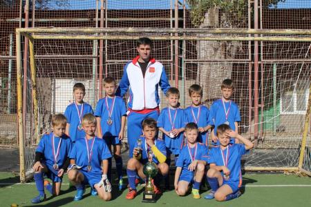 Спортклуб КПРФ провел детский футбольный турнир в Крыму